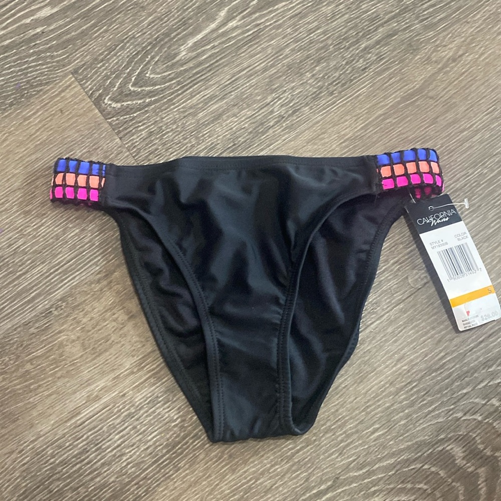 California Waves Black Bikini Bottoms Swimsuit Separates  New 4/25